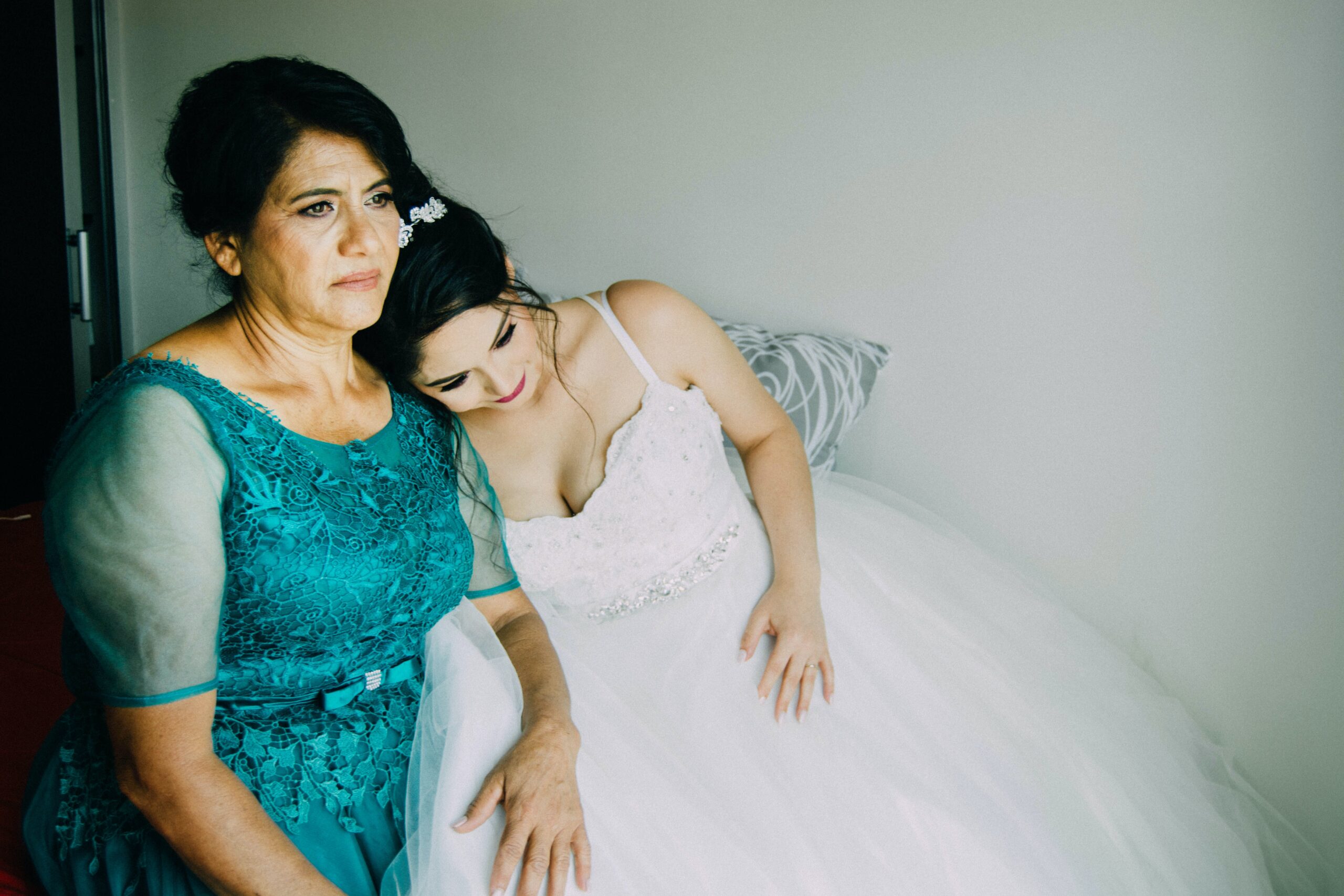 4 Points to Remember as the Mother of the Bride